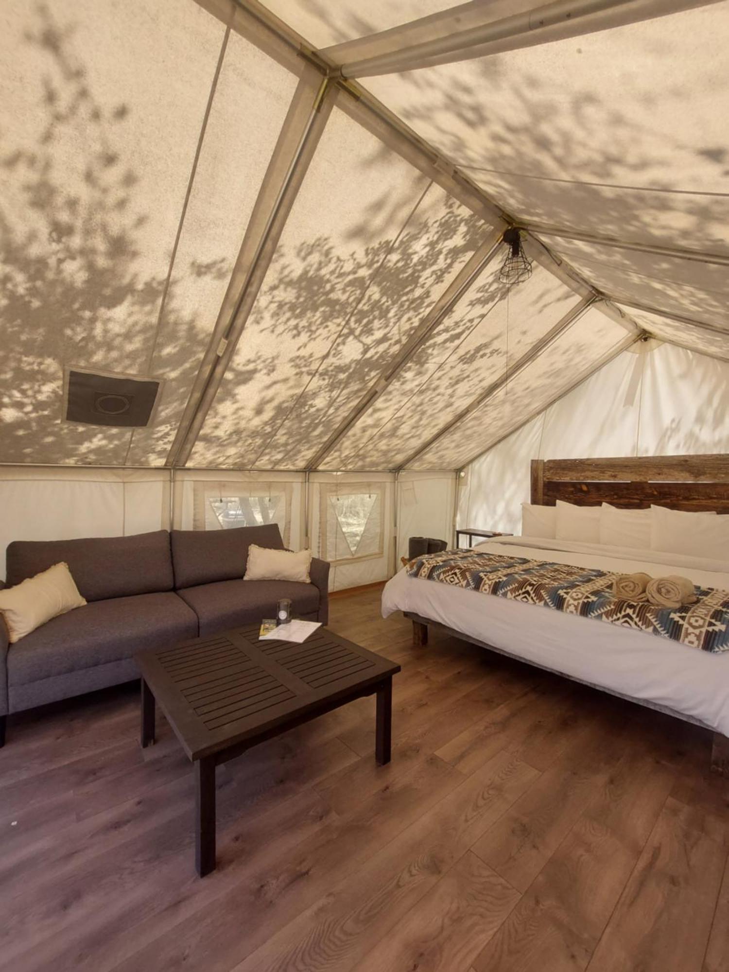 Gateway Glamping Hotel ภายนอก รูปภาพ